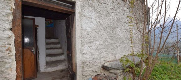 6 rooms House in Gordona, Italy No. 86057 8