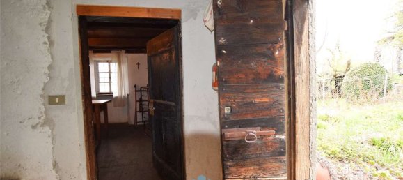 6 rooms House in Gordona, Italy No. 86057 10