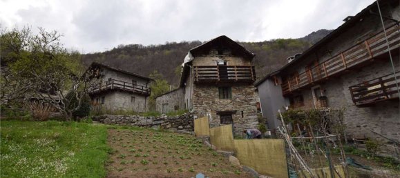 6 rooms House in Gordona, Italy No. 86057 3