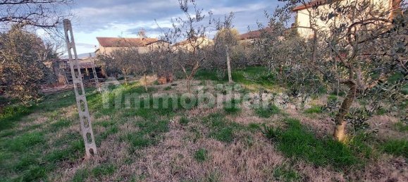 900m² Land in Spoleto, Italy No. 107544 8