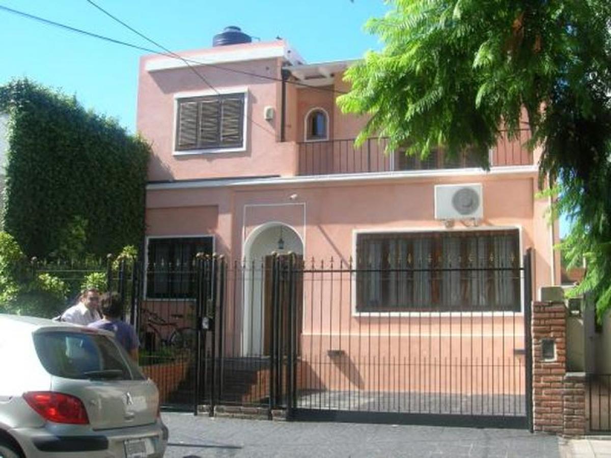 3 bedrooms House in General San Martin, Argentina No. 86534