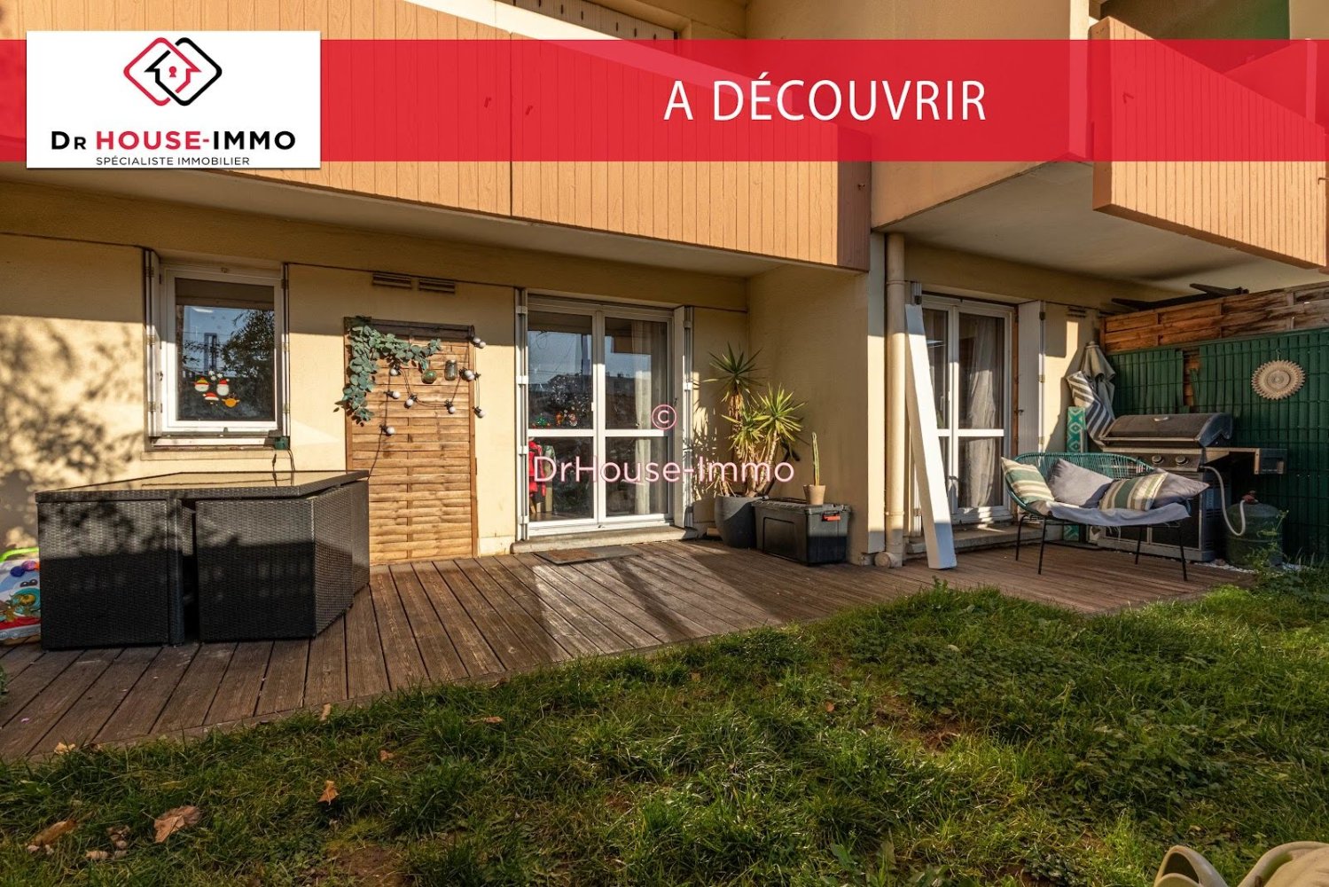 2 bedrooms Apartment in Mantes-la-Jolie, France No. 126410