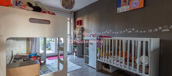 2 bedrooms Apartment in Mantes-la-Jolie, France No. 126410 10