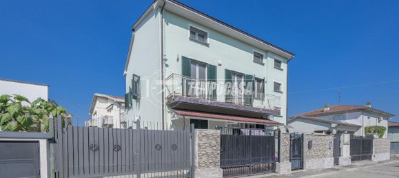 5 rooms House in Fontanellato, Italy No. 174741 5