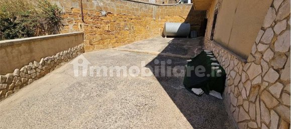 Дом с 3 спальнями в Энна, Италия № 355358 22