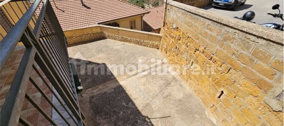 Дом с 3 спальнями в Энна, Италия № 355358 21