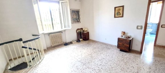 6 rooms Apartment in Pesaro, Italy No. 285005 17