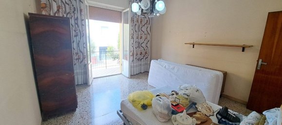 6 rooms Apartment in Pesaro, Italy No. 285005 12