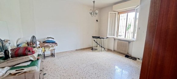 6 rooms Apartment in Pesaro, Italy No. 285005 18