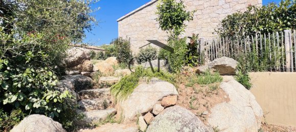 2 bedrooms Land in Zonza, France No. 39186 4