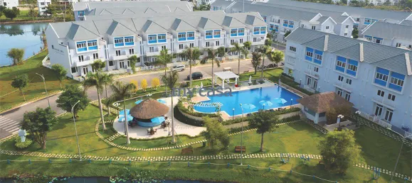 4 bedrooms Land in Ho Chi Minh, Vietnam No. 8103 8