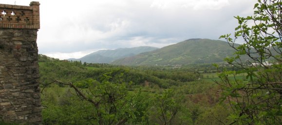 7 rooms House in Gubbio, Italy No. 256369 4