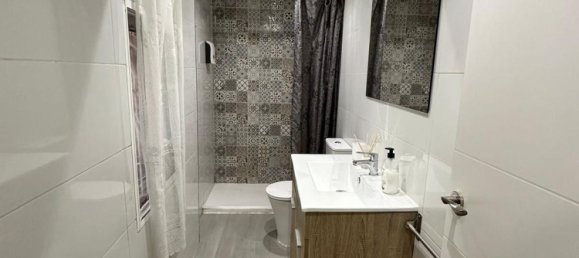 1 bedroom Apartment in Madrid, Spain No. 191381 11