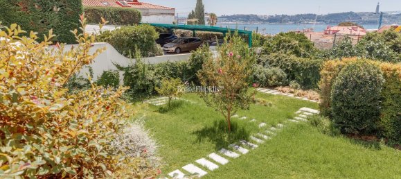 3 bedrooms Penthouse in Lisbon, Portugal No. 213075 2