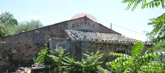 Casa de 10 habitaciónes en Adrano, Italy No. 305593 40