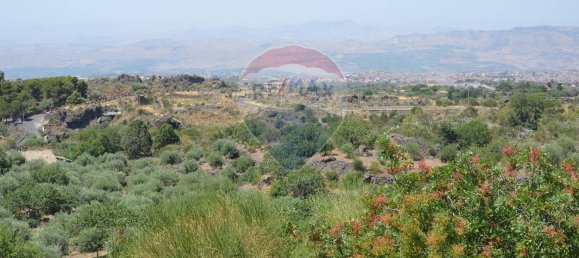 Casa de 10 habitaciónes en Adrano, Italy No. 305593 28