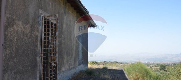 Casa de 10 habitaciónes en Adrano, Italy No. 305593 18