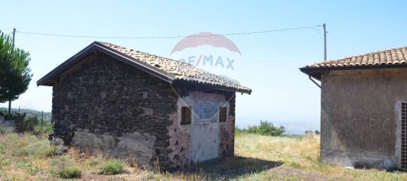 Casa de 10 habitaciónes en Adrano, Italy No. 305593 24