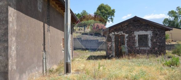 Casa de 10 habitaciónes en Adrano, Italy No. 305593 20