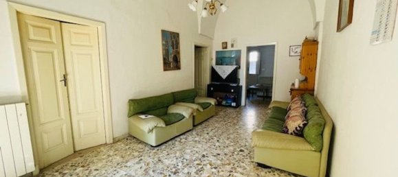 4 bedrooms House in San Vito dei Normanni, Italy No. 376424 2