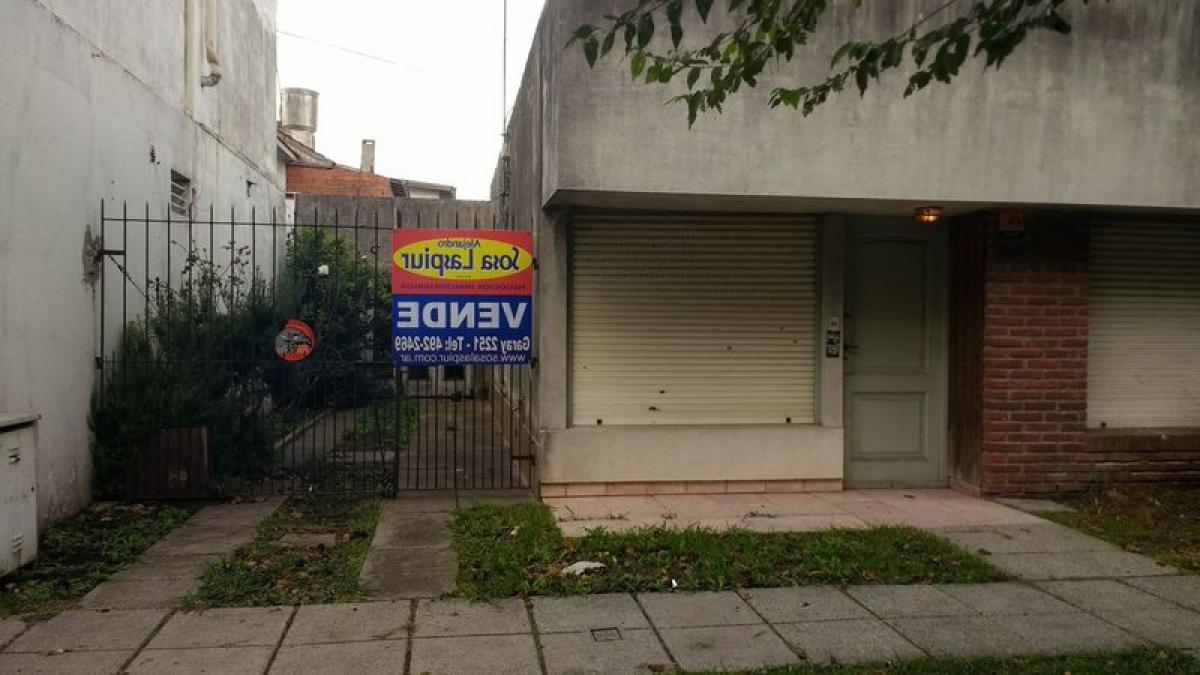 2 bedrooms House in Mar del Plata, Argentina No. 70282