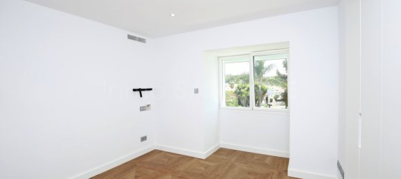 5 bedrooms Townhouse in Marbella, Spain No. 119423 13