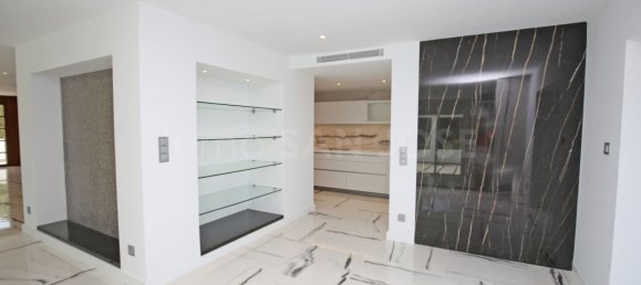 5 bedrooms Townhouse in Marbella, Spain No. 119423 30