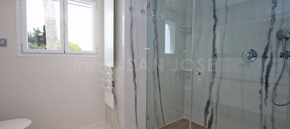 5 bedrooms Townhouse in Marbella, Spain No. 119423 7