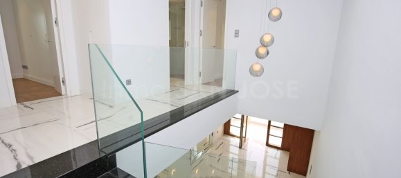 5 bedrooms Townhouse in Marbella, Spain No. 119423 10