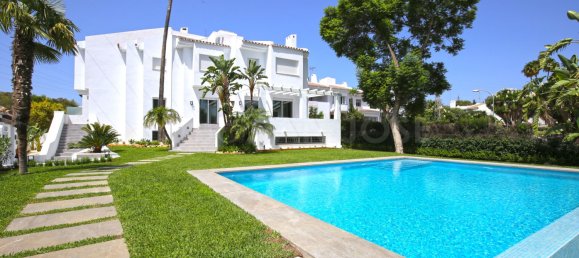 5 bedrooms Townhouse in Marbella, Spain No. 119423 11