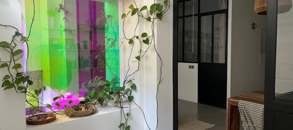 2 bedrooms Apartment in Paris, France No. 334379 4