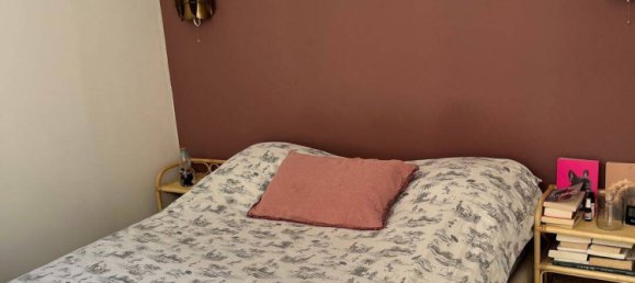 2 bedrooms Apartment in Paris, France No. 334379 9