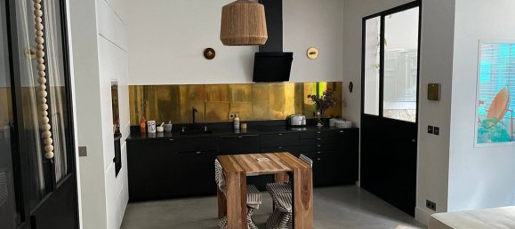 2 bedrooms Apartment in Paris, France No. 334379 2