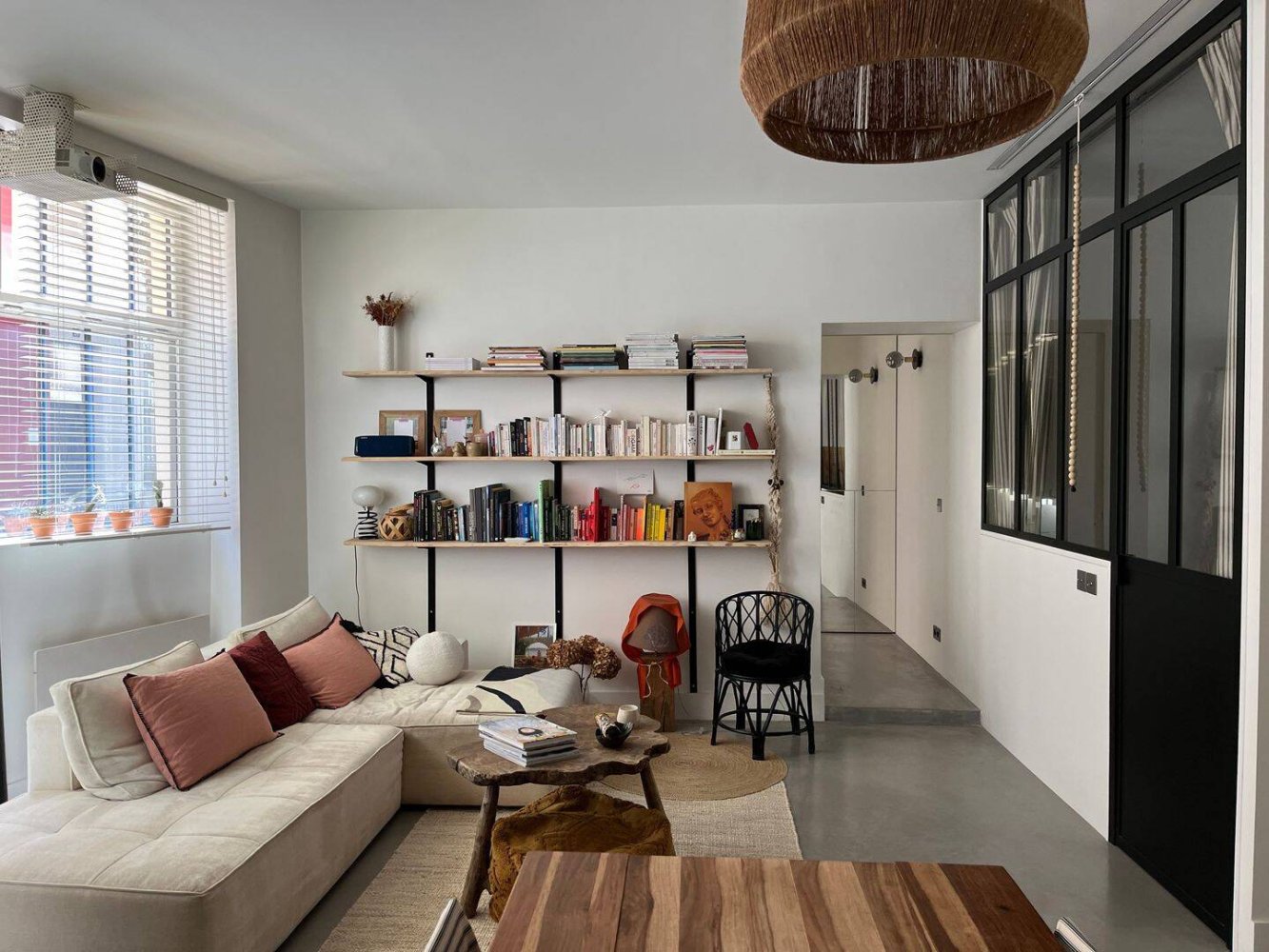 2 bedrooms Apartment in Paris, France No. 334379