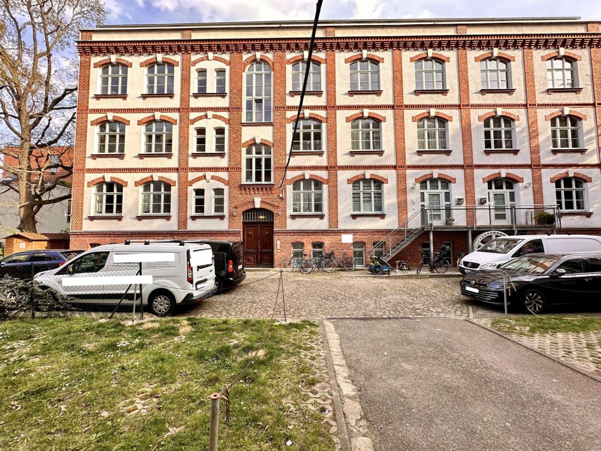 Дуплекс с 2 комнатами в Лейпциг, Германия № 316227