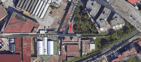 3 Schlafzimmer Wohnung in Naples, Italy, Nr. 301974 2