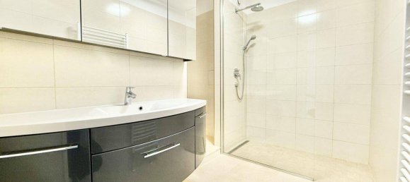 Apartamento de 3 habitaciónes en Wahring, Austria No. 240919 8