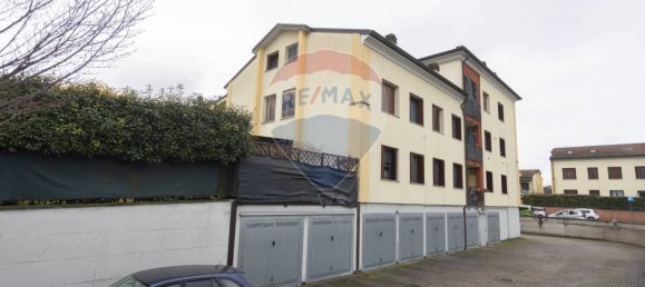 3 bedrooms Apartment in Fidenza, Italy No. 58579 31