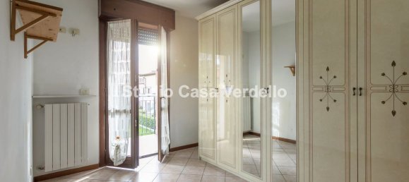 Квартира с 3 комнатами в Верделлино, Италия № 97948 13