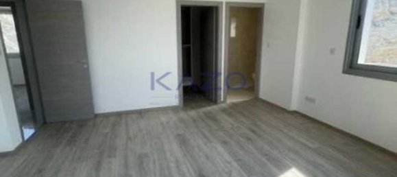 5 bedrooms Villa in Agios Tychonas, Cyprus No. 18267 2