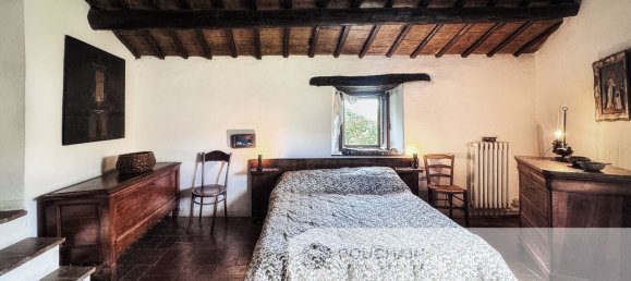 5 bedrooms Apartment in Spoleto, Italy No. 358131 14