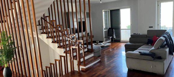 6 rooms House in Castrolibero, Italy No. 22191 3