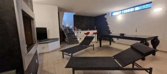 6 rooms House in Camaiore, Italy No. 208478 23