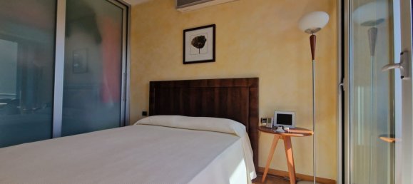 6 rooms House in Camaiore, Italy No. 208478 8