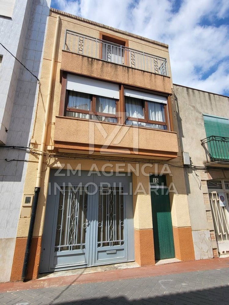 Casa de 3 dormitorios en Castellón, Spain No. 169135