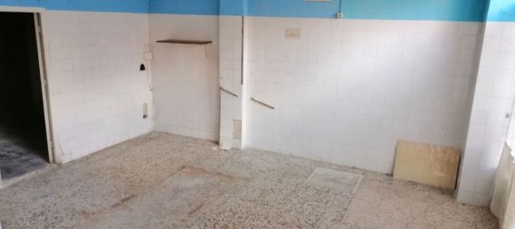 55m² Commercial property in Valladolid, Spain No. 73829 3