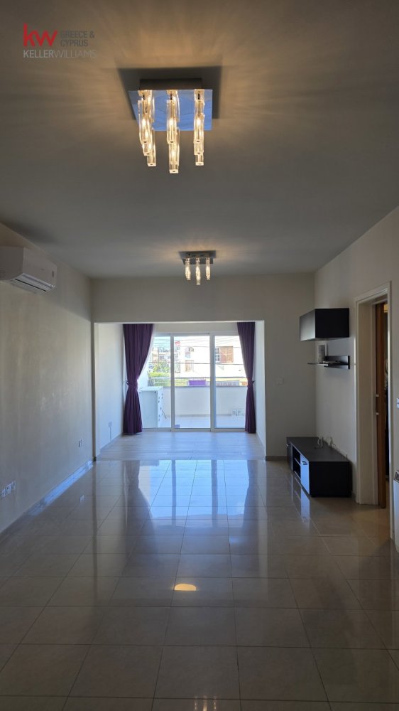 Квартира с 2 спальнями в Агландзия, Кипр № 173650