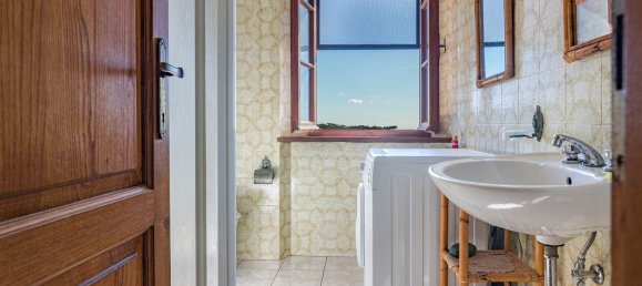 5-salle Appartement à San Vincenzo, Italy No. 50836 15