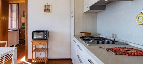 5-salle Appartement à San Vincenzo, Italy No. 50836 10