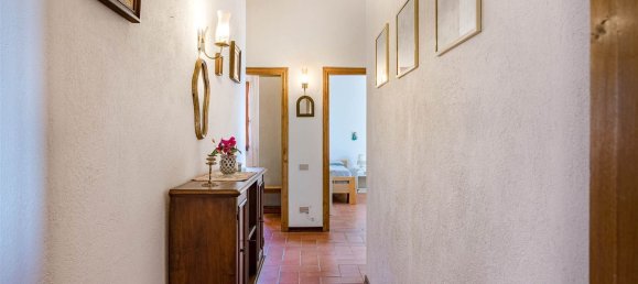 5-salle Appartement à San Vincenzo, Italy No. 50836 13